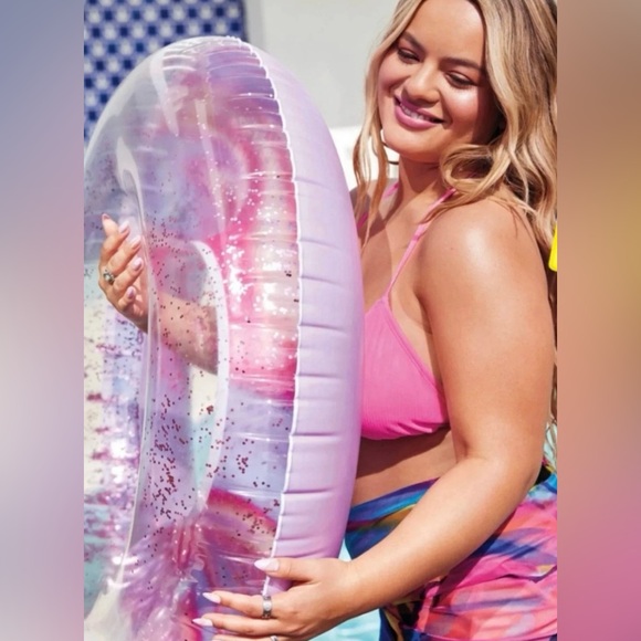 Ulta Pool Float - Picture 2 of 4